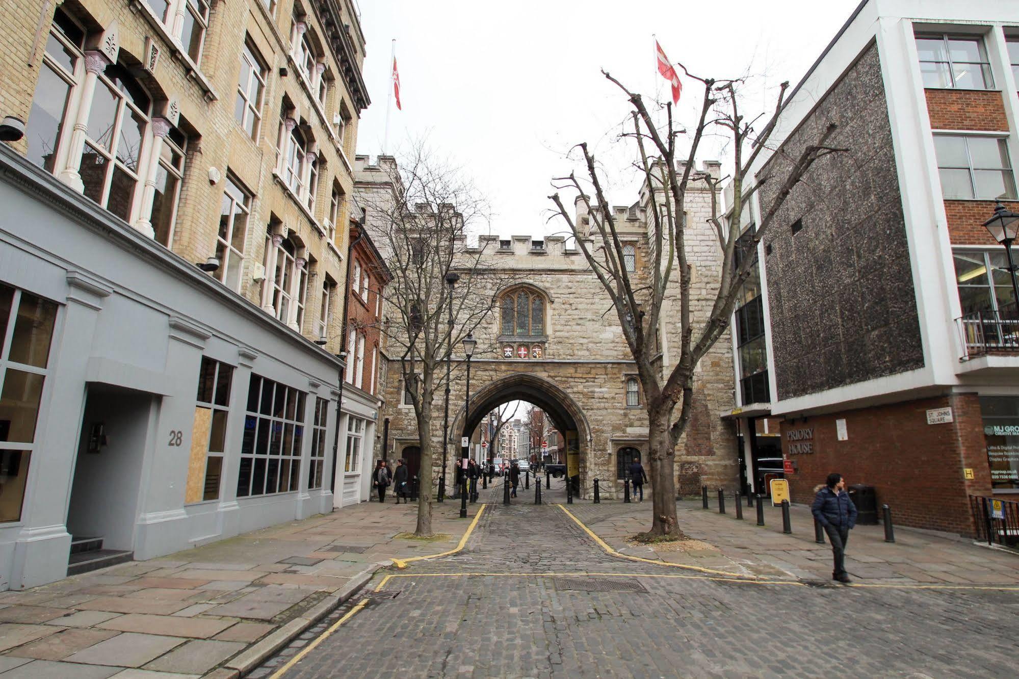 Knights Court Apartments London Exterior photo